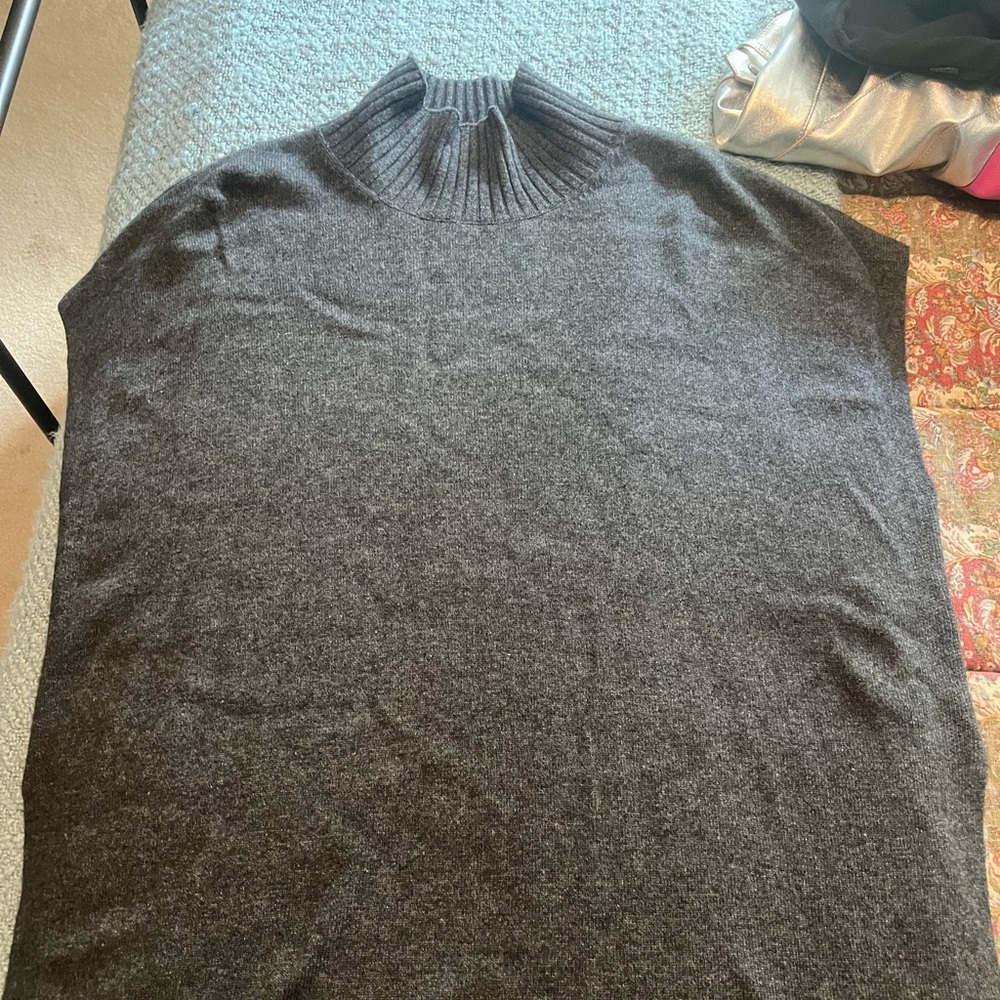 Minnie Rose 100% Cashmere Turtleneck Tunic- charcoal gray M/L